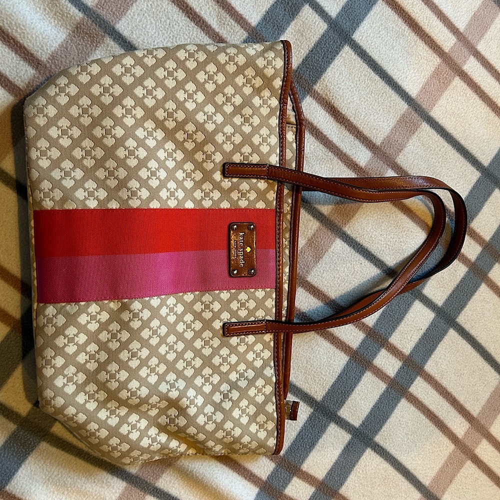 Kate Spade medium tote - classic beige with pink stripe